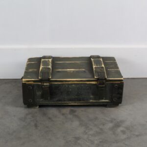 MUNITIEKIST L GESCHUURD (1)